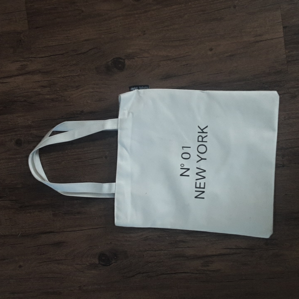 Simply Style New York Tote